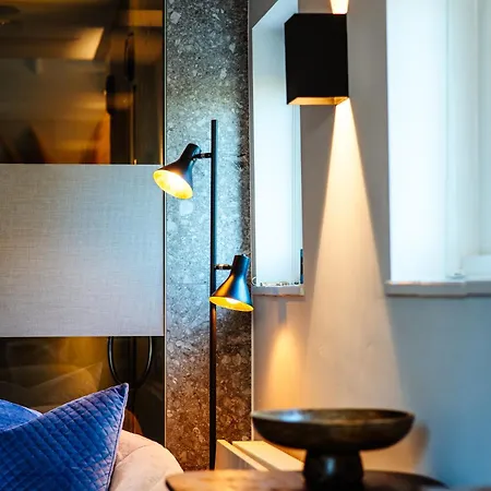 Bed & Breakfast La Petite 3*