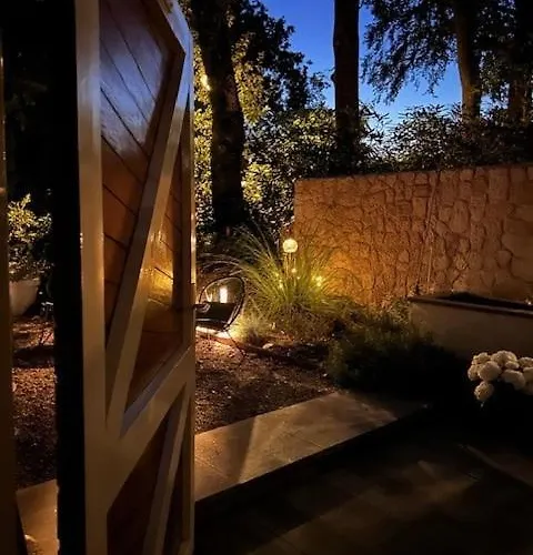 La Petite Bed and breakfast 3*