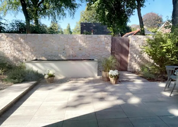 Bed and breakfast La Petite 3*